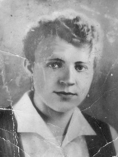 Митина Анна Семеновна (Саченко)